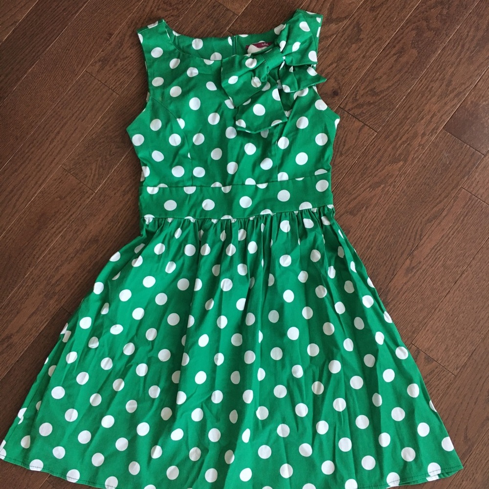Green a-line dress